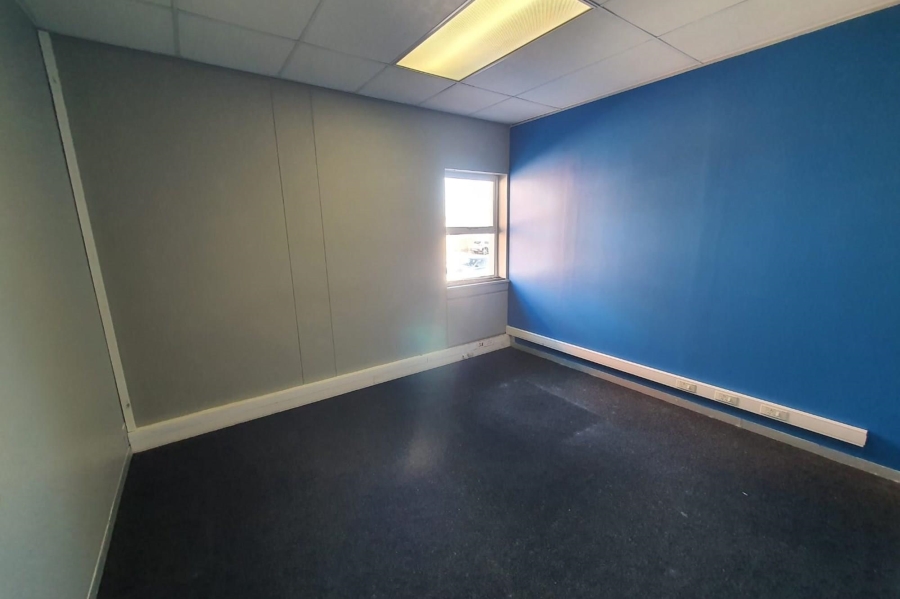 To Let commercial Property for Rent in Newton Park Eastern Cape